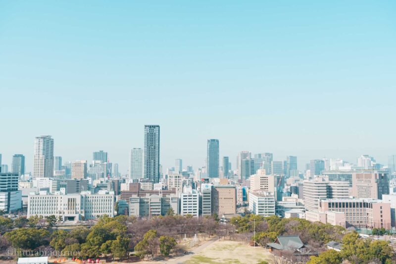 大阪城の天守閣から見た景色